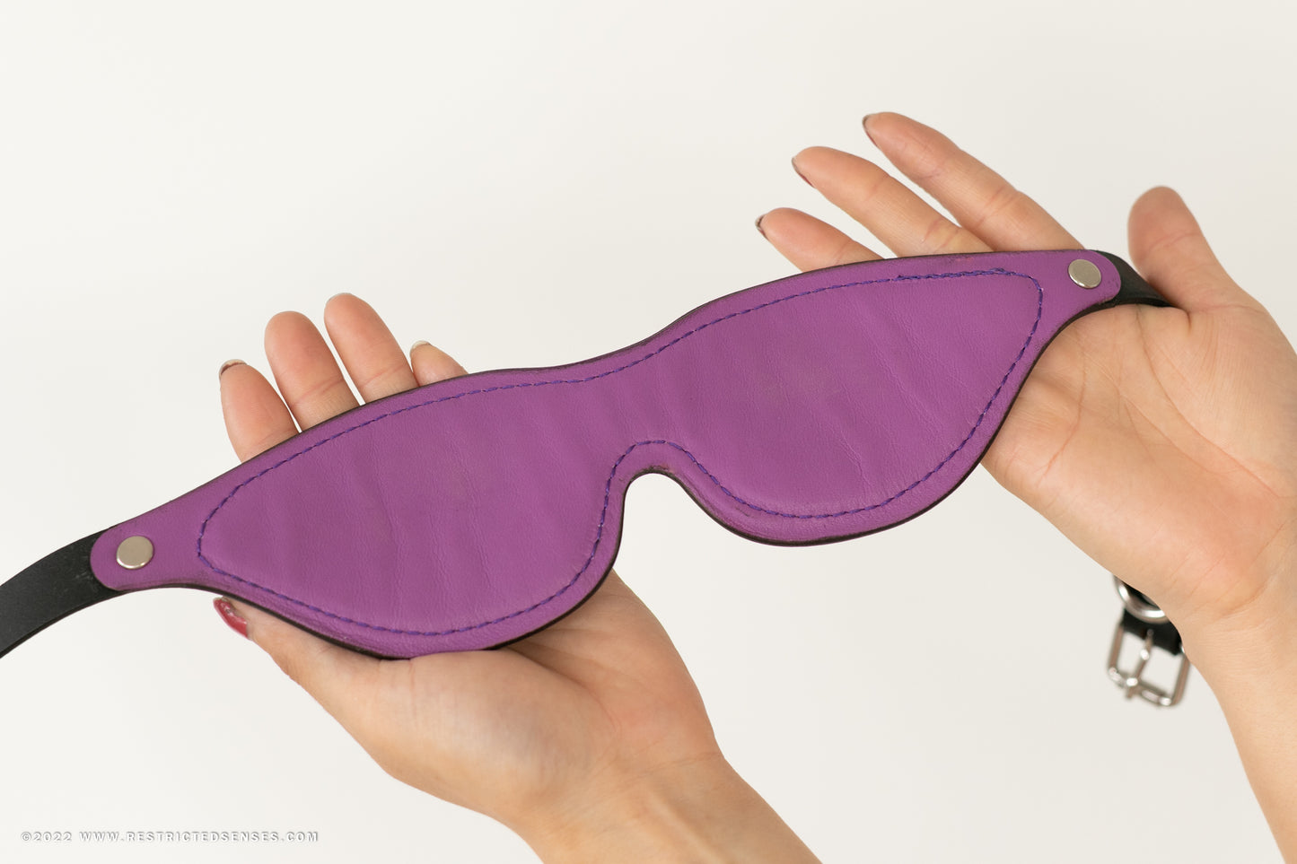 Heavy Duty Leather Bondage Curved Blindfold with Buckle