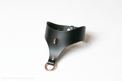 Tear Drop Leather Bondage Collar