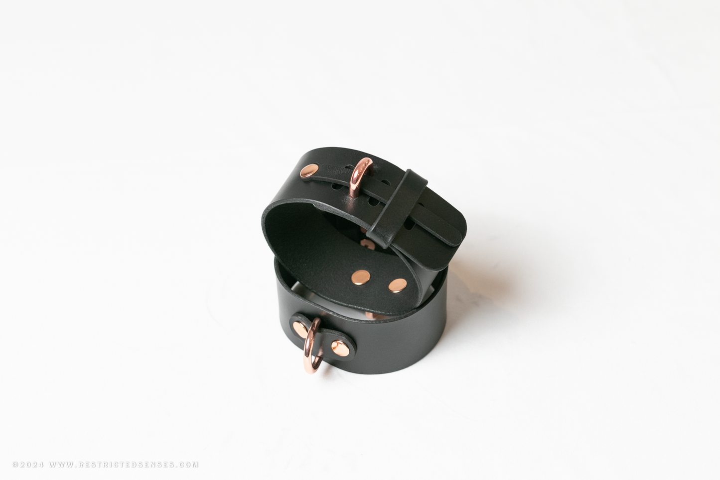 Locking Post Leather Bondage Elbow Cuffs