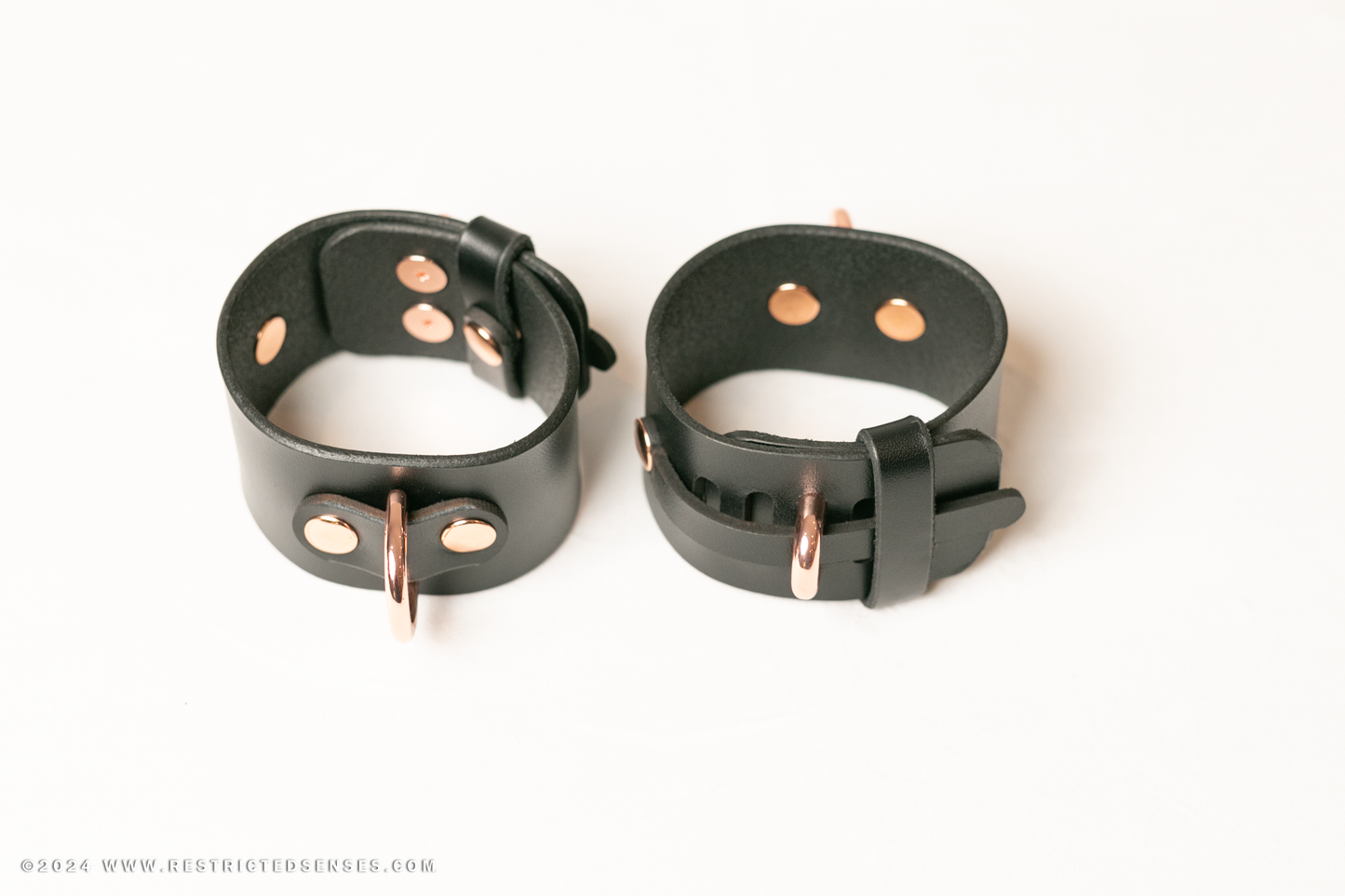 Locking Post Leather Bondage Ankle Cuffs