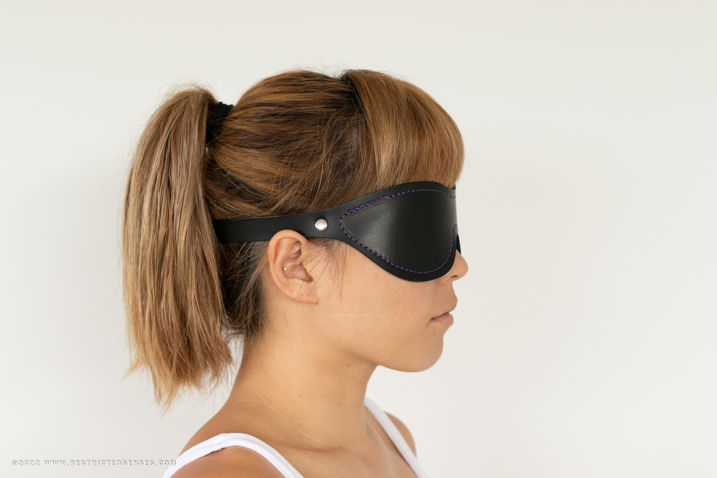 Heavy Duty Leather Bondage Curved Blindfold with Buckle