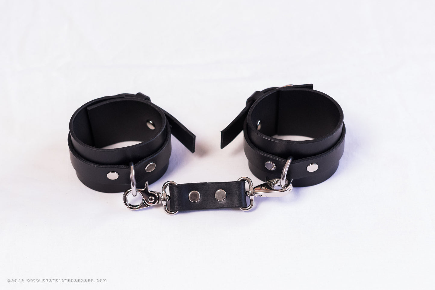 Heavy Duty Leather Bondage Hand Cuffs